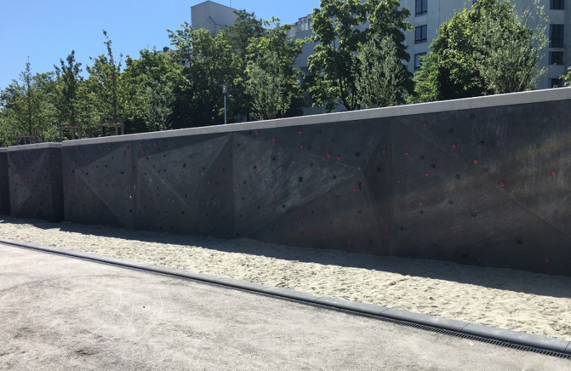 Muenchen_Heckenstallerpark_x-move_polygonale_Kletterwand-4