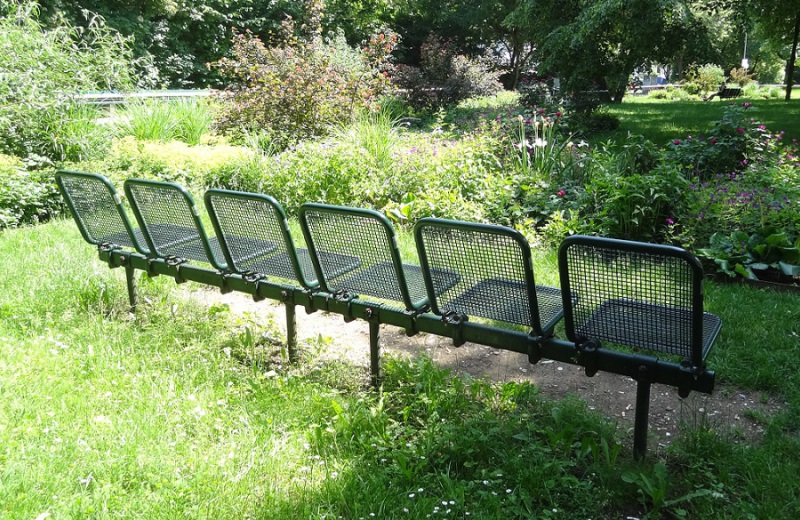 Erlau_Allegro_Sitzgruppe_im_oeffentlichen_Park_Muenchen-2