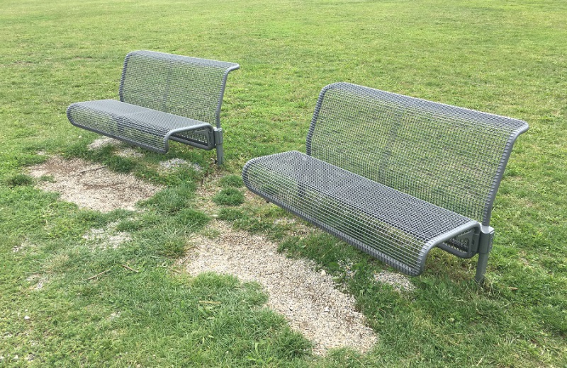 Erlau_OlympiaNova_2-sitzige_Parkbank-2