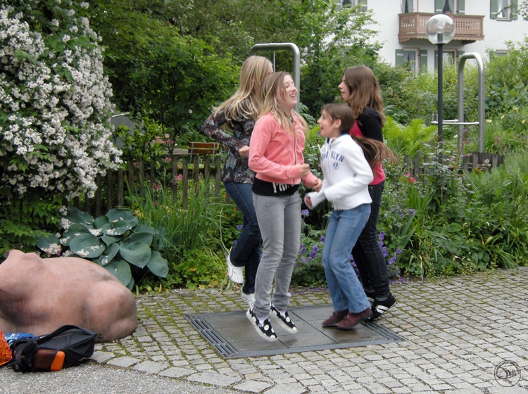 Richter_Spielgeraete_Klangspiel_9.06000_Tanzglockenspiel
