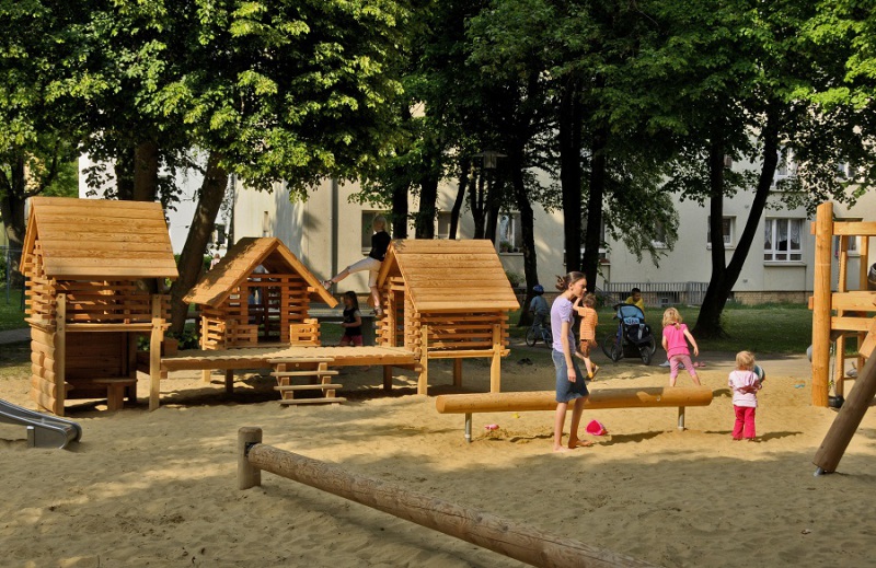 Richter_Spielgeraete_Hausgruppe