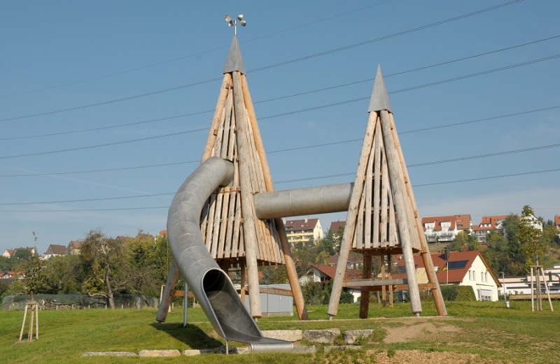 Richter_Spielgeraete_Mittlerer_Pyramidenturm