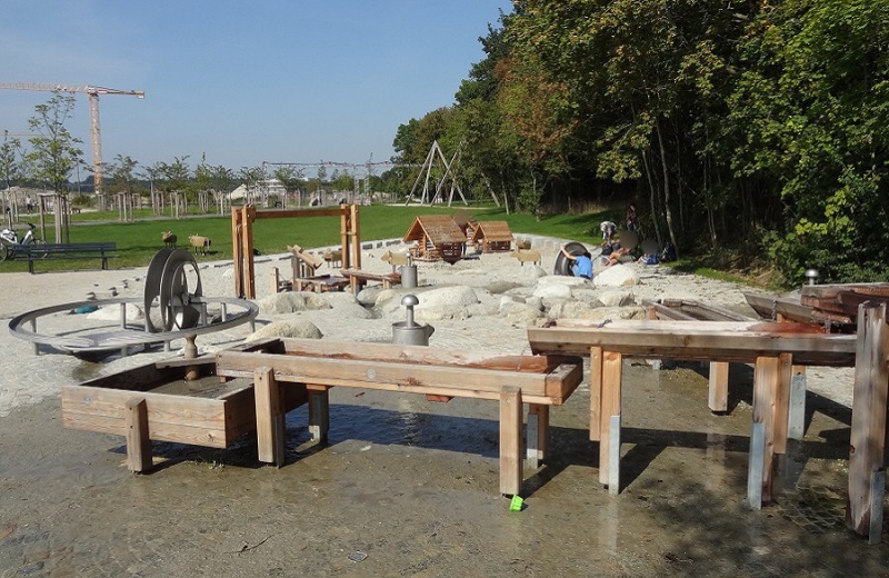 Richter_Spielgeraete_Muenchen_Freiham_Gruenfinger_Wasserspielplatz