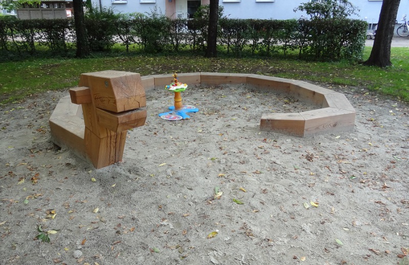 Muenchen_Nietzschestrasse_Sandschlange_Schnecken_Wohnbau-5