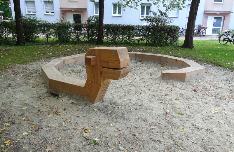 Muenchen_Nietzschestrasse_Sandschlange_Schnecken_Wohnbau-6