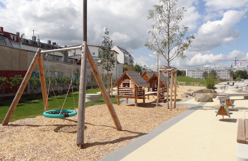 Muenchen_Oeffent_Spielplatz_Richter-4