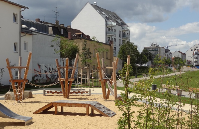 Muenchen_Oeffent_Spielplatz_Richter-6