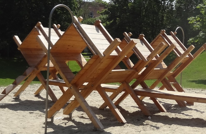 Richter_Spielgeraet_Stadtakrobaten_Muenchen_oeffentlicher_Spielplatz