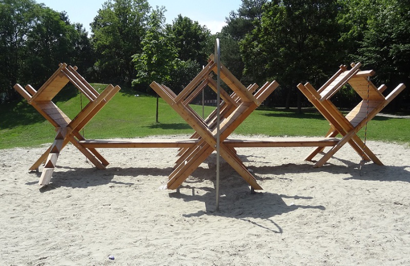 Richter_Spielgeraet_Stadtakrobaten_Muenchen_oeffentlicher_Spielplatz_