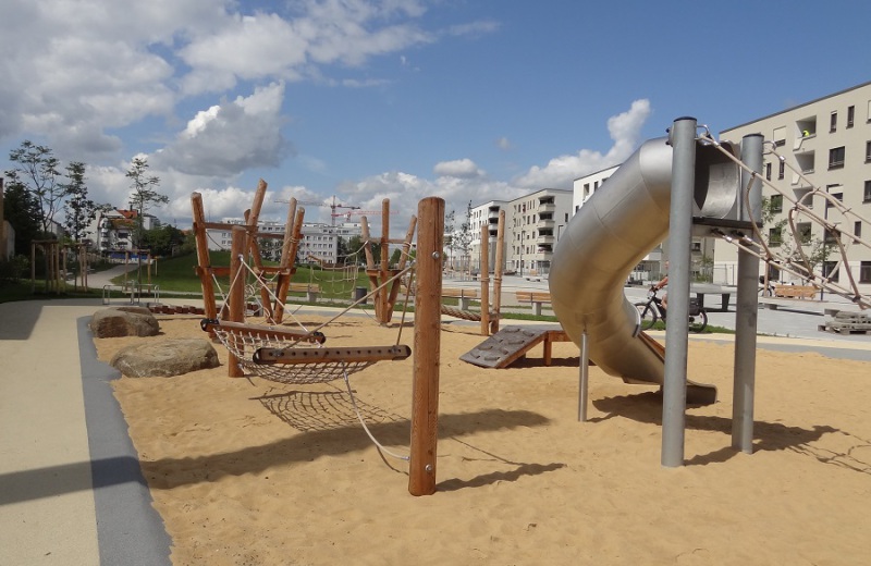 Richter_Haengematte_Muenchen_Spielplatz_Pasing_Chillen_Schwingen
