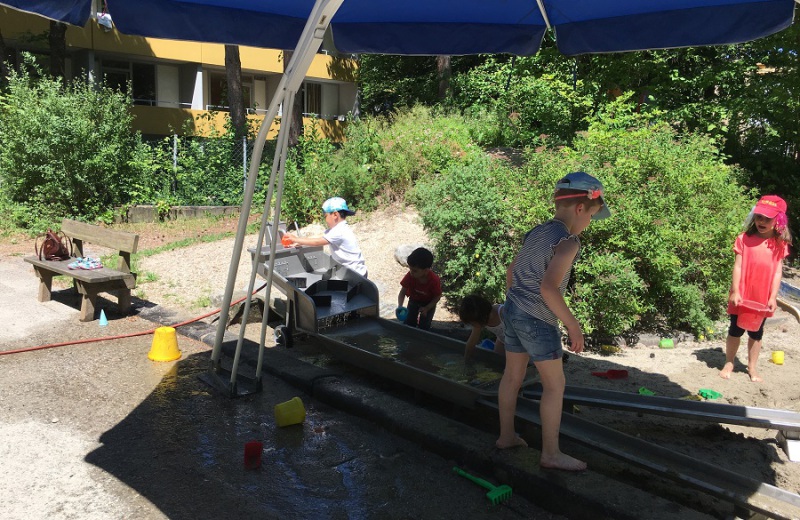 Richter_Spielgeraete_mobiler_Wasserspielplatz-1
