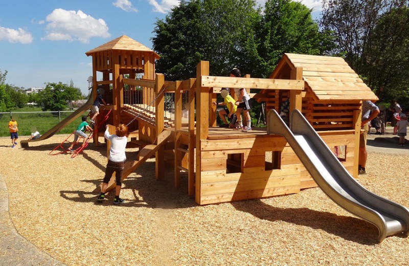 Richter_Spielgeraete_Spielturm_Kindergarten-1