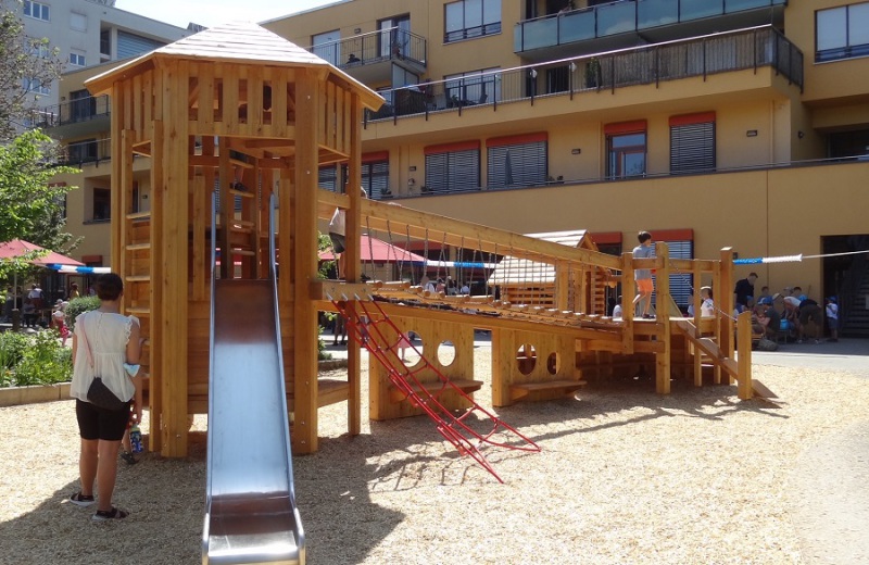 Richter_Spielgeraete_Spielturm_Kindergarten-3