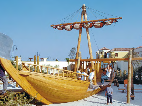 Richter_Spielgeraete_Galeere_Spielschiff